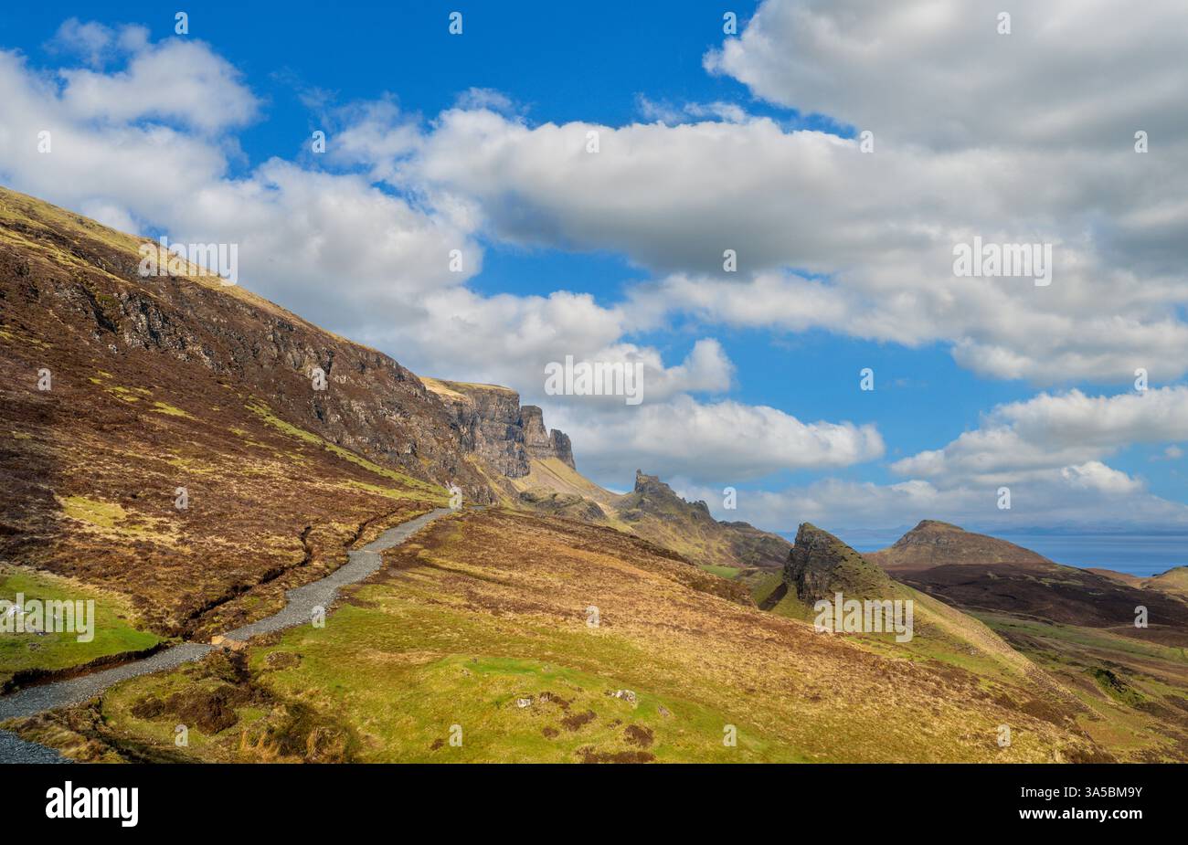 Paysage dans le Quiraing sur l'île de Skye, Highland, Écosse, Royaume-Uni Banque D'Images