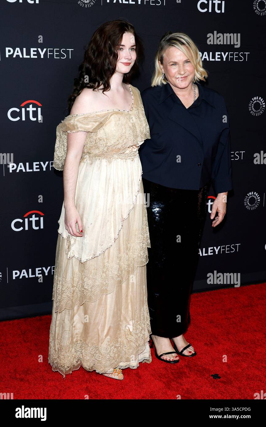 Los Angeles, États-Unis. 21 mars 2025. LOS ANGELES - 21 mars : Harlow Olivia Jane, Patricia Arquette au PaleyFEST 2025 - indemnité de départ au Dolby Theater le 21 mars 2025 à Los Angeles, CA (photo de Katrina Jordan/Sipa USA) crédit : Sipa USA/Alamy Live News Banque D'Images