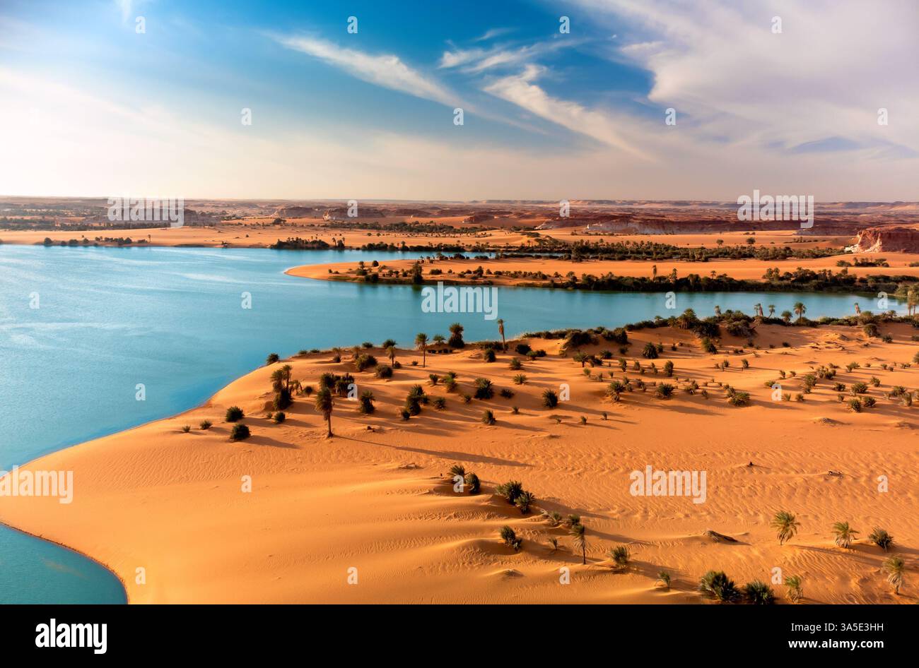 Lacs d'Ounianga, lac Katam, Nord-est du Tchad. Banque D'Images