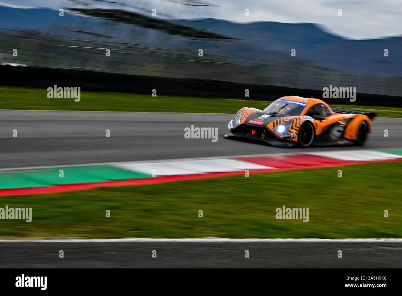 Mugello, Italie. 23 mars 2025. GTX 701 Vortex V8 FRA Lionel Amrouche Philippe Bonnel Cyril Calmon lors du Michelin 12H Mugello 2025, course d'Endurance à Mugello, Italie, 22 mars 2025 crédit : Agence photo indépendante/Alamy Live News Banque D'Images