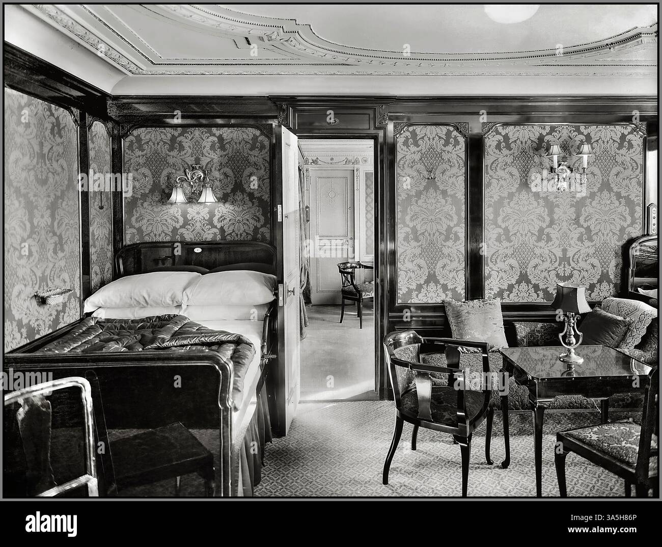 RMS Titanic First Class Stateroom B-60 brochure promotionnelle B&W publicité intérieur cabine cabine cabine photo date vers mars 1912 Banque D'Images