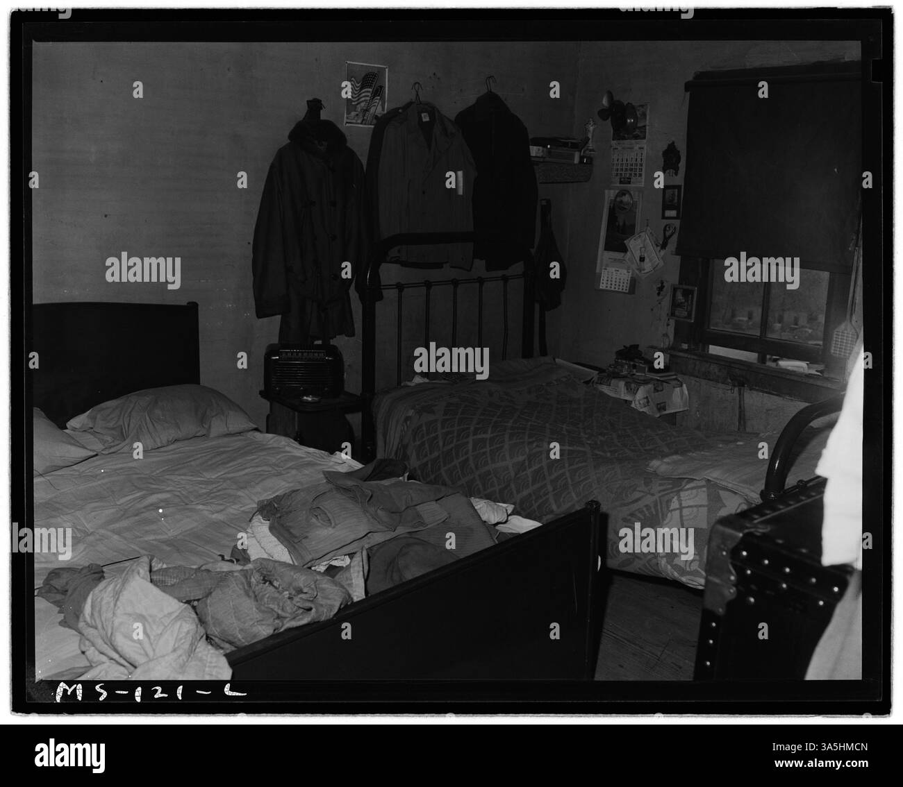 La chambre de MRS Eloise Smith, veuve d’un mineur, dans le logement de la société à la mine Barrackville #41 de la Industrial Collieries Corporation, comté de Marion, Virginie-occidentale. Archives nationales. Banque D'Images