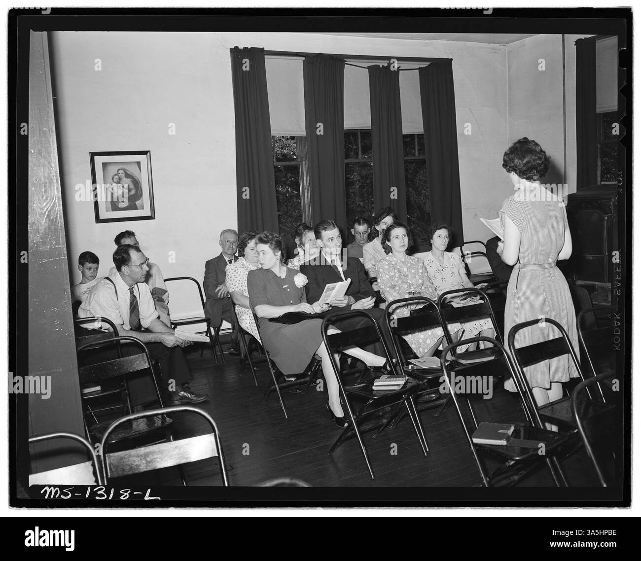 Les enfants fréquentent l’école du dimanche dans le bâtiment communautaire de la Kingston-Pocahontas Coal Company’s Warwick mine à Welch, comté de McDowell, Virginie-occidentale. Le bâtiment a également servi de centre social pour les mineurs locaux. Banque D'Images