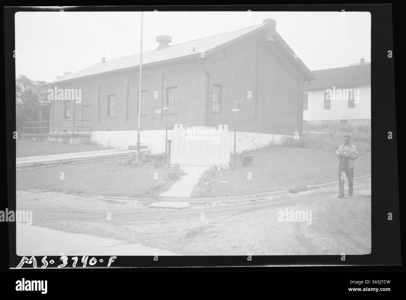 Cette image montre le centre communautaire de Patch, situé près de la mine nationale #3 de H.C. Frick Coke Company à Muse, dans le comté de Washington, en Pennsylvanie, mettant en évidence la vie sociale dans une communauté minière. Banque D'Images