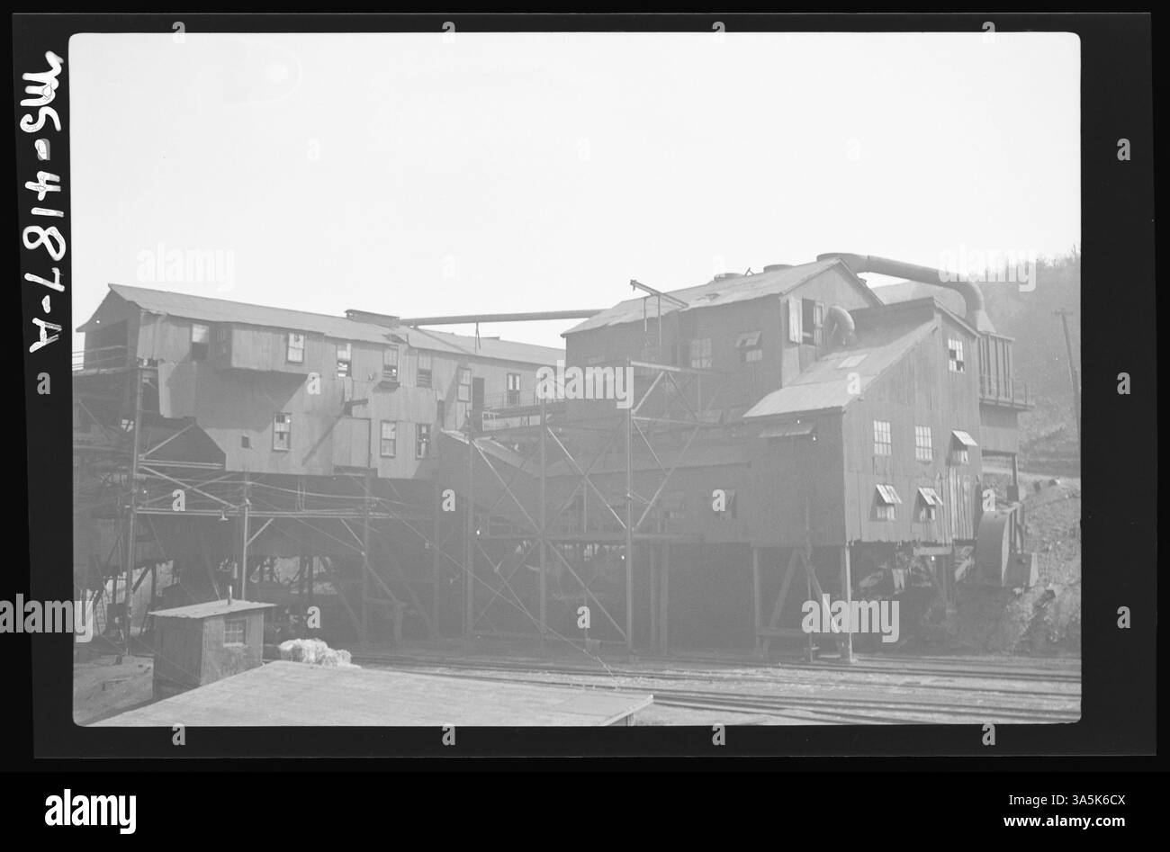 Une mine de Yatesboro de la Rochester & Pittsburgh Coal Company à Yatesboro, dans le comté d’Armstrong, Pennsylvanie, utilisée pour le traitement du charbon. Banque D'Images