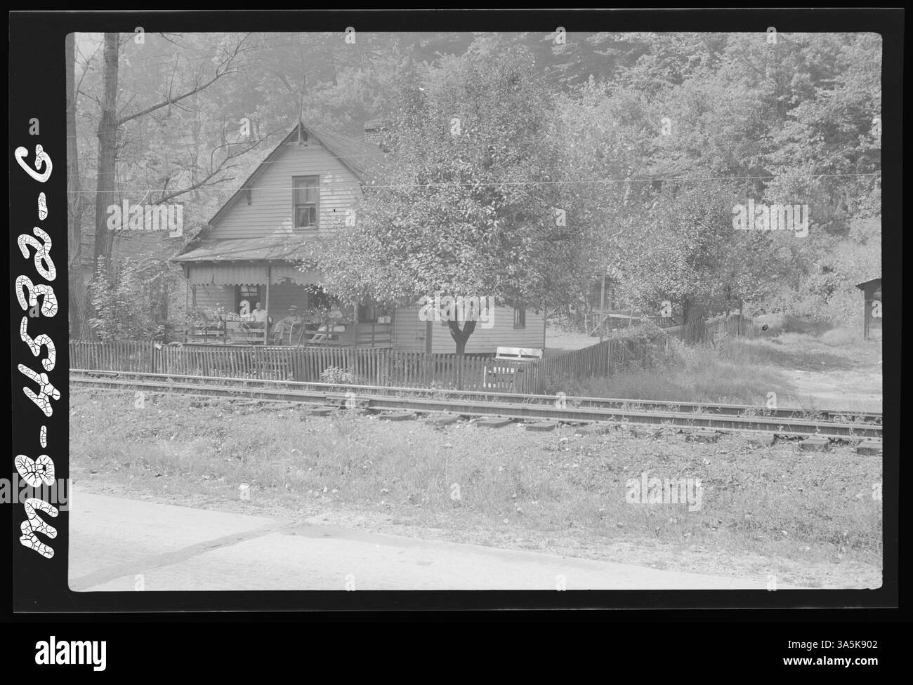 Une maison à Lower Rex, Virginie-occidentale, dans la communauté minière Georges Creek. La fondation de la maison a coulé de 6 pouces au cours des cinq derniers mois, sans aucune réparation faite par la société foncière. Banque D'Images