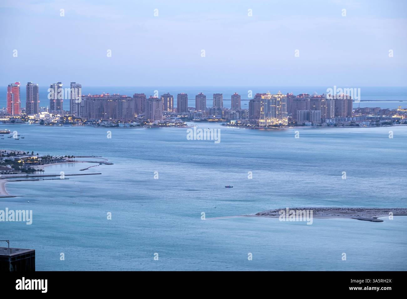 Vue aérienne de Pearl Qatar Porto Arabia Banque D'Images