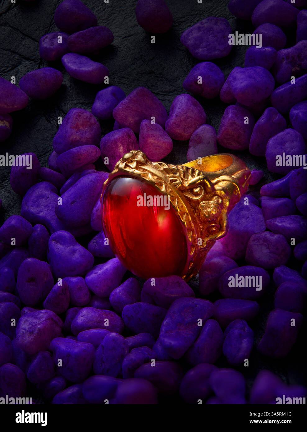 « L'anneau de rubis enchanté » Banque D'Images