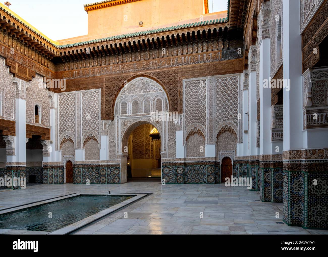 Afrika, Marokko, Marrakesch, Medersa Ben Youssef, Innenhof Banque D'Images