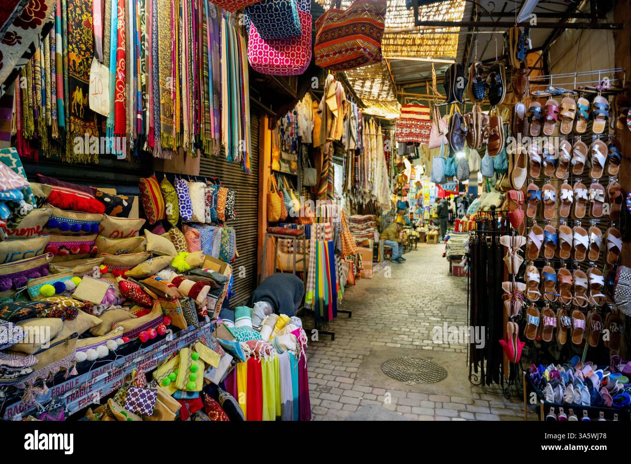 Afrika, Marokko, Marrakesch, im Souk Banque D'Images