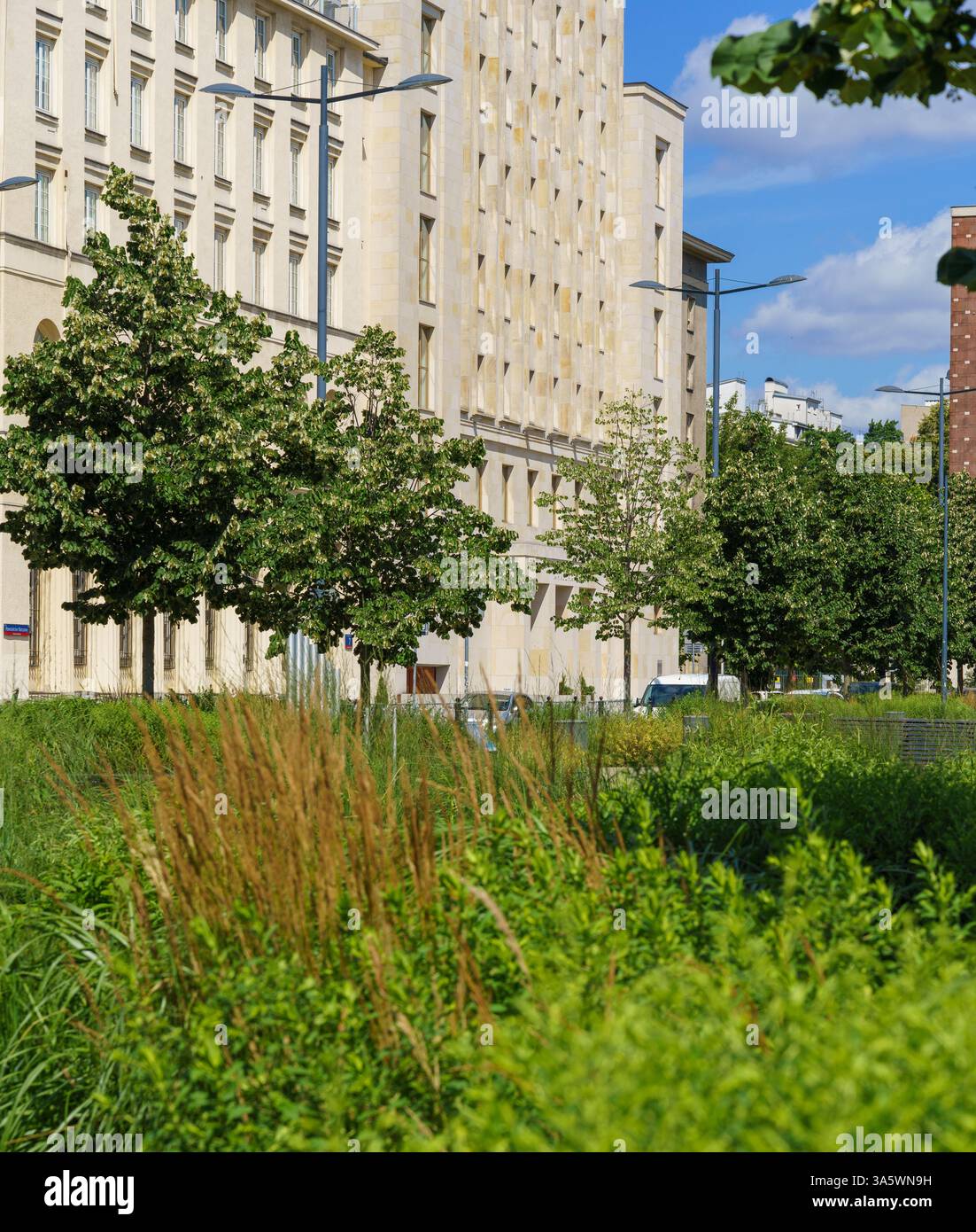 Centre-ville de Varsovie. Place des insurgés de Varsovie (Plac Powstancow Warszawy). Banque D'Images