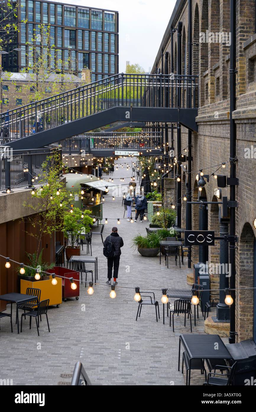The Coal Drops Yard à King's Cross Central, Londres, Royaume-Uni Banque D'Images