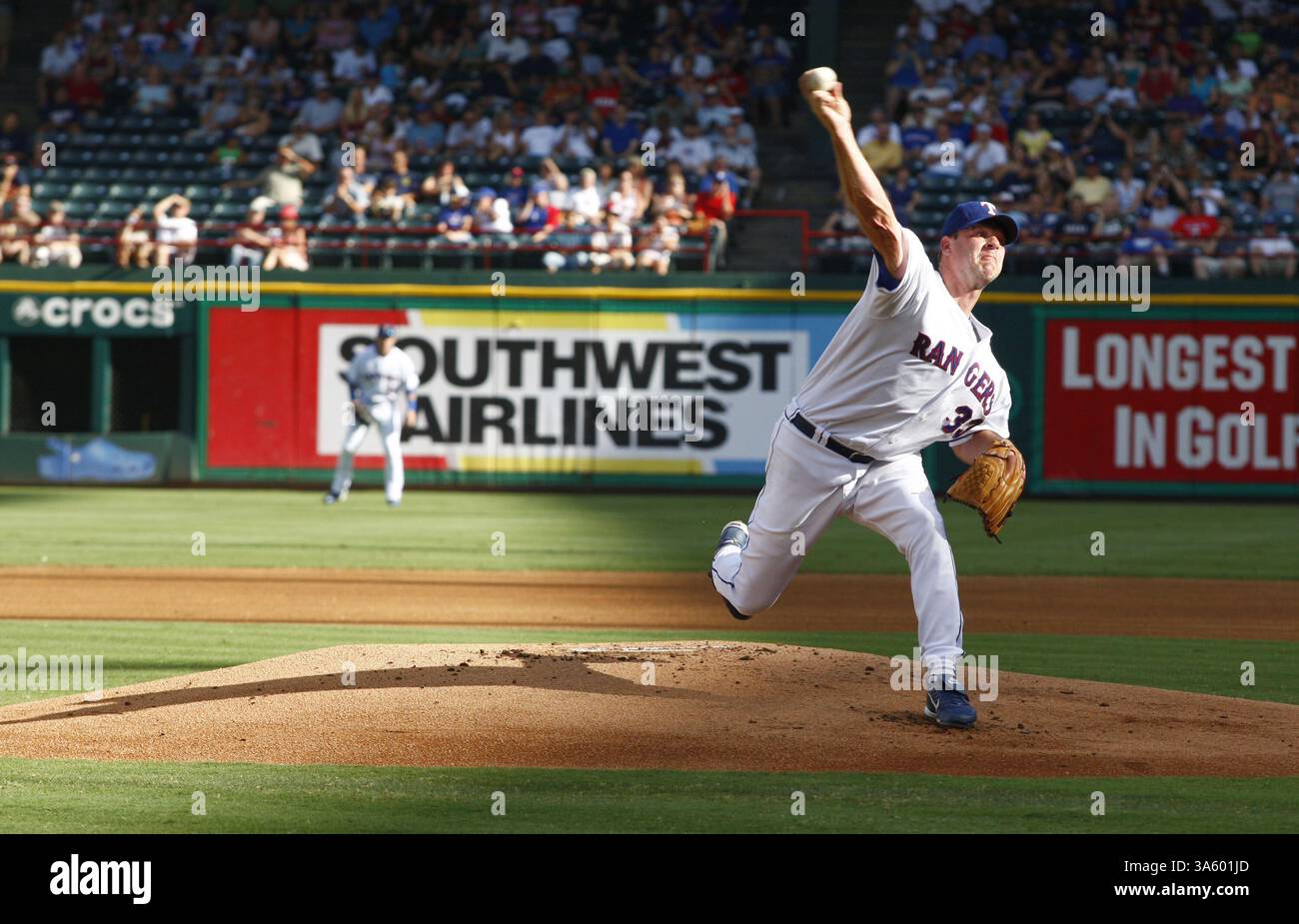12 juillet 2008 - le lanceur Kevin Millwood des Texas Rangers lance la première manche contre les White Sox de Chicago au Rangers Ballpark à Arlington, Texas, le samedi 12 juillet 2008. (Ralph Lauer/Fort Worth Star-Telegram/MCT) (crédit image : © Ralph Lauer/MCT/ZUMAPRESS.com) Banque D'Images
