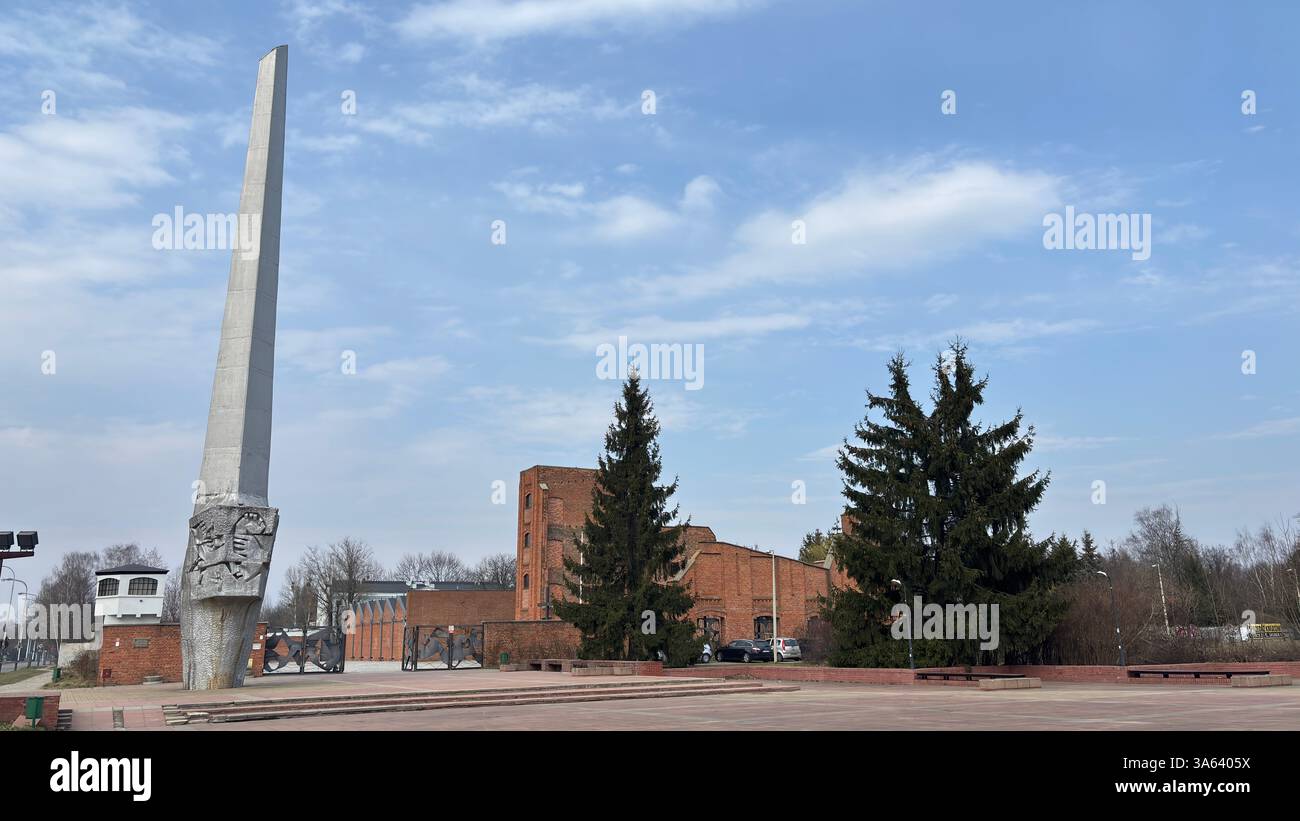 Radogoszcz Martyrdom Branch Museum. Usine de tissus et prison de torture de la seconde Guerre mondiale à Łódź, Pologne. Emplacement historique de la seconde Guerre mondiale - Image de stock capturée avec un smartphone