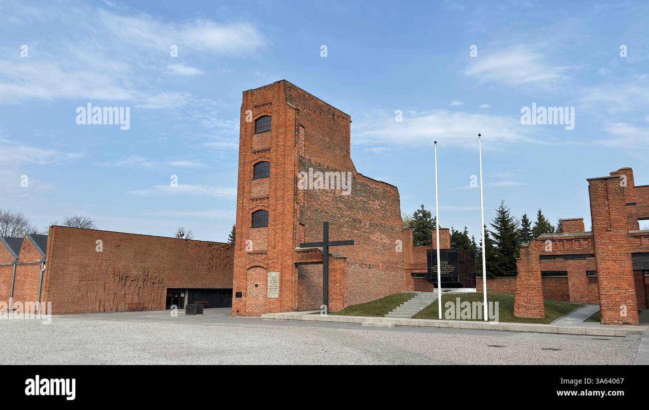 Radogoszcz Martyrdom Branch Museum. Usine de tissus et prison de torture de la seconde Guerre mondiale à Łódź, Pologne. Emplacement historique de la seconde Guerre mondiale - Image de stock capturée avec un smartphone