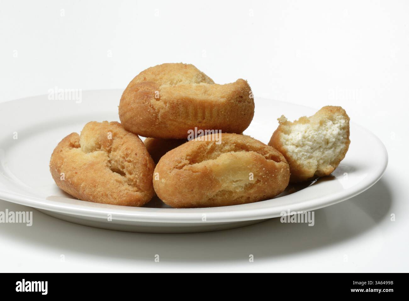 Schenkeli sur une assiette, pâtisserie sucrée pour le temps du carnaval, Suisse, Europe Banque D'Images