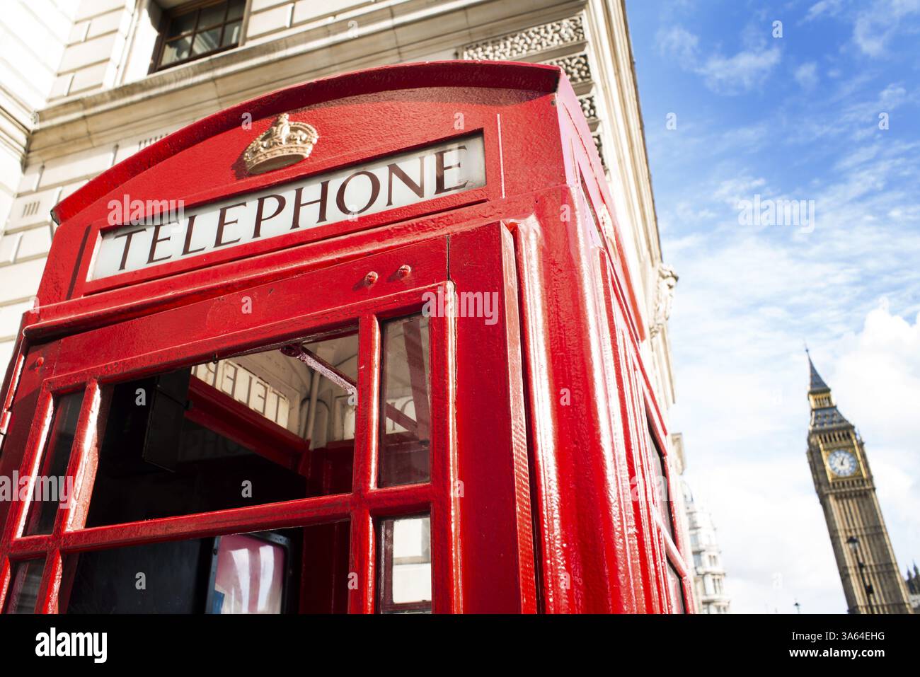 Big Ben et cabine téléphonique rouge à Londres Banque D'Images