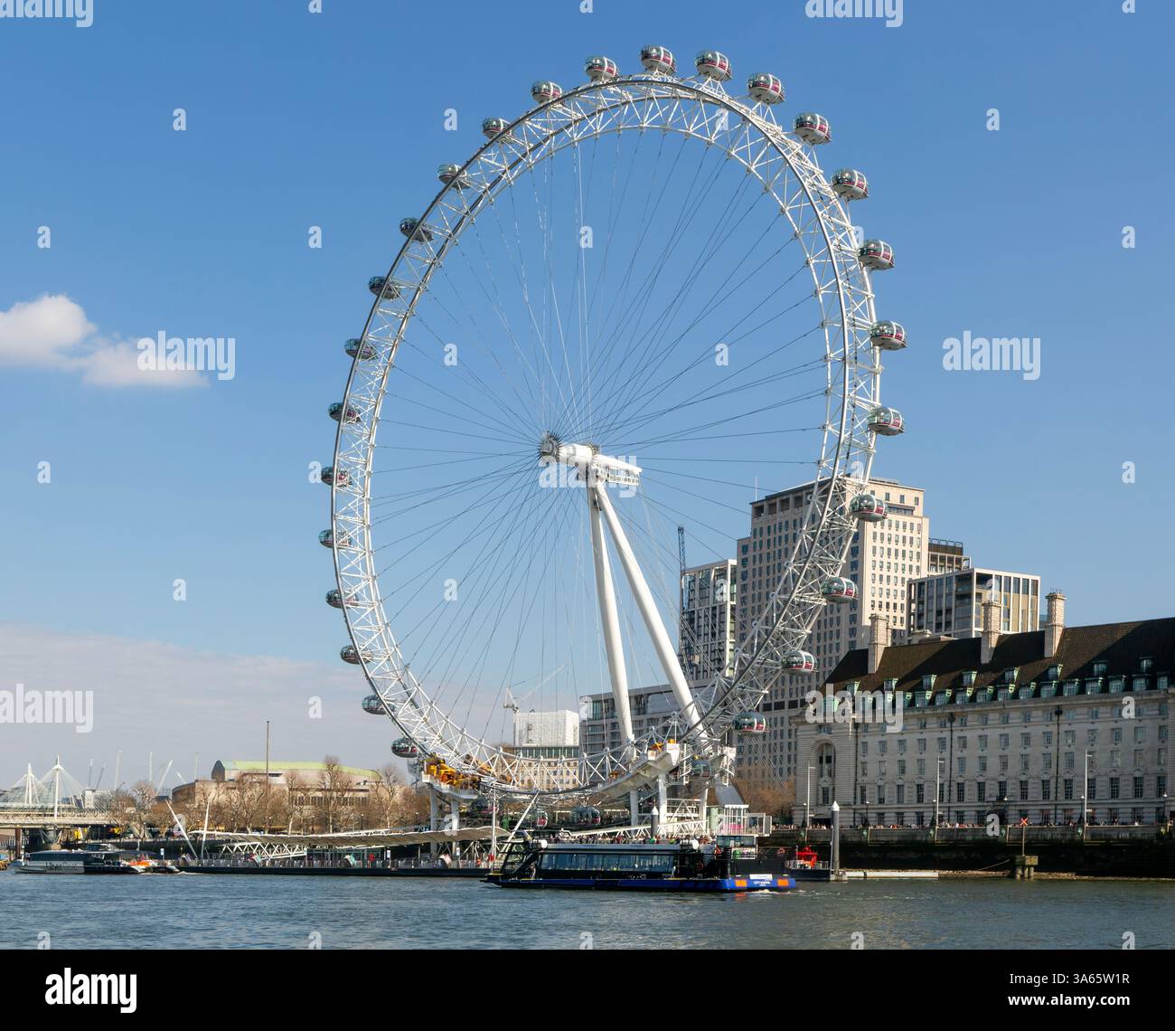 La grande roue London Eye, la roue Millennium, South Bank, la Tamise, Londres, Angleterre, Royaume-Uni Banque D'Images