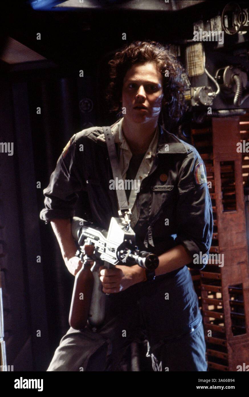 Jul 13, 1979 ; Londres, Royaume-Uni ; Sigourney Weaver stars comme Ripley dans le thriller de science-fiction "étranger : l'administration Cut' réalisé par Ridley Scott. Banque D'Images