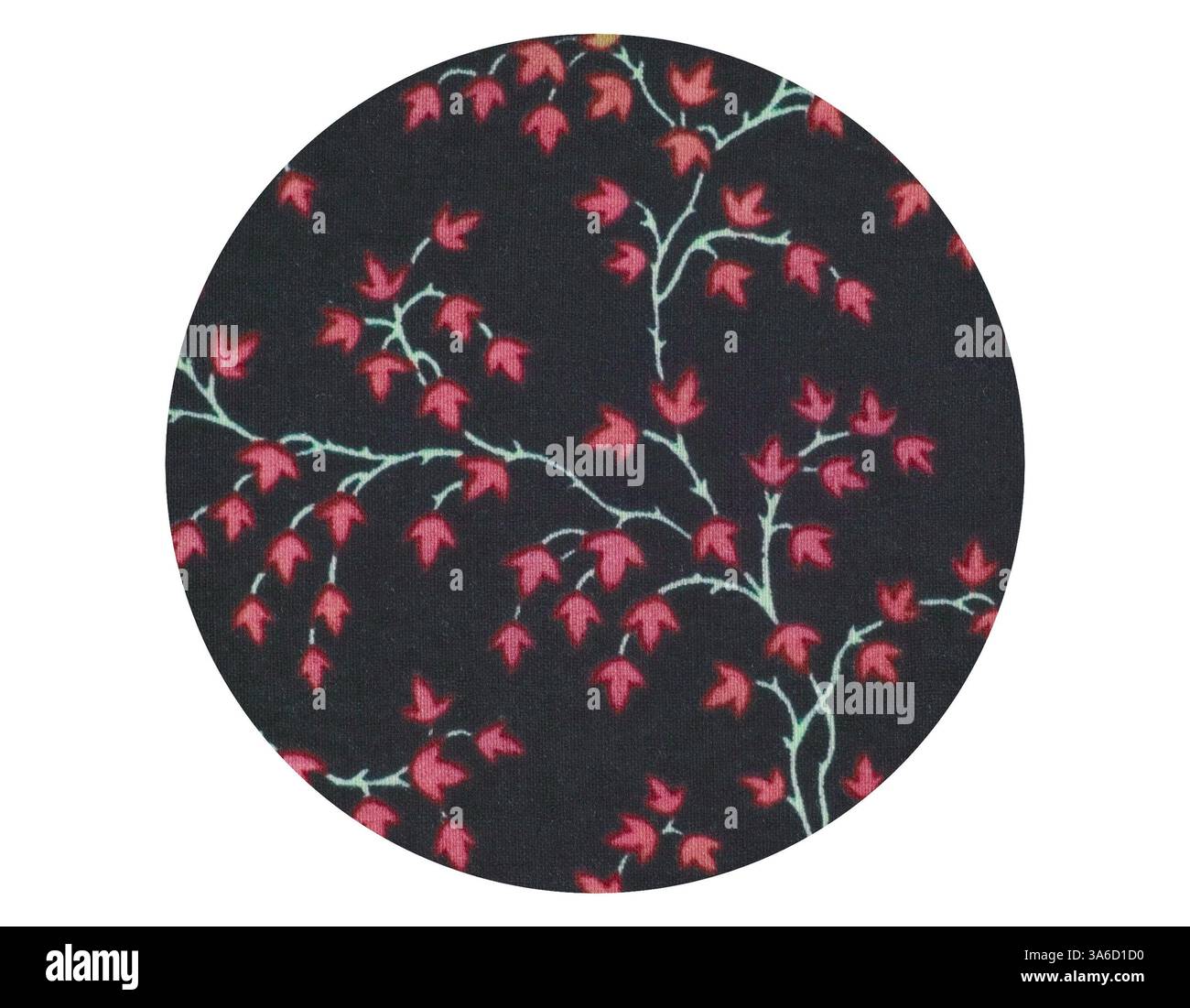 Un fond sombre orné de branches délicates avec des feuilles rouges éclatantes, créant un contraste saisissant et une sensation de beauté naturelle. Art classique avec une touche moderne réinventé par Artotop, transformé les tissus français, première moitié du XIXe siècle Banque D'Images Un fond sombre orné de branches délicates avec des feuilles rouges éclatantes, créant un contraste saisissant et une sensation de beauté naturelle. Art classique avec une touche moderne réinventé par Artotop, transformé les tissus français, première moitié du XIXe siècle Banque D'Images
