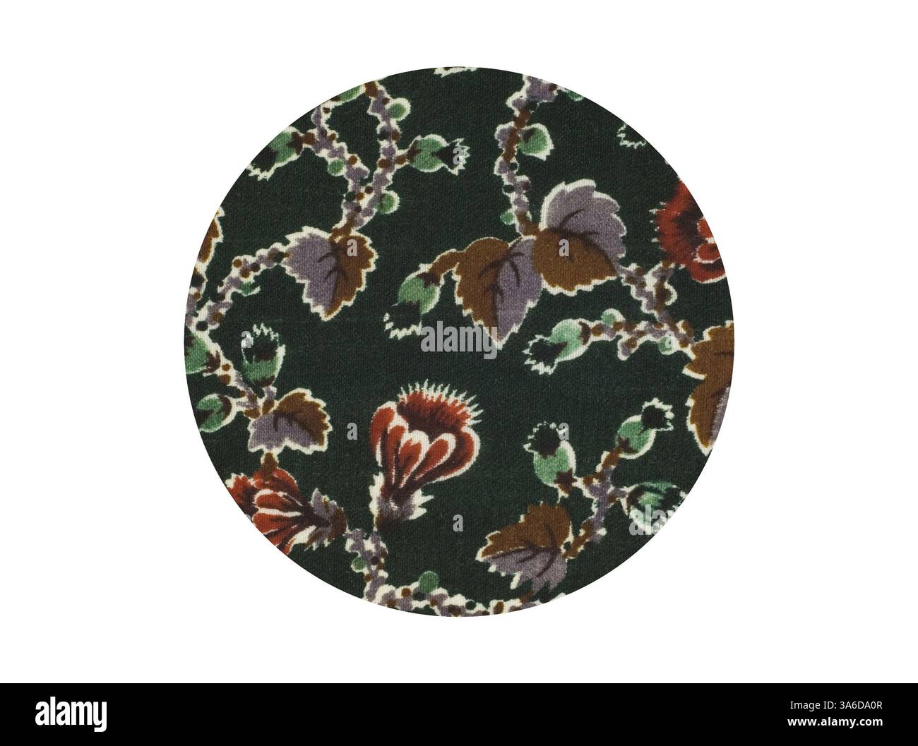 Un motif circulaire avec un fond vert foncé orné de motifs floraux complexes, mettant en valeur des fleurs vibrantes et un feuillage riche en différentes couleurs. Art classique avec une touche moderne réinventé par Artotop, transformé les tissus français, première moitié du XIXe siècle Banque D'Images