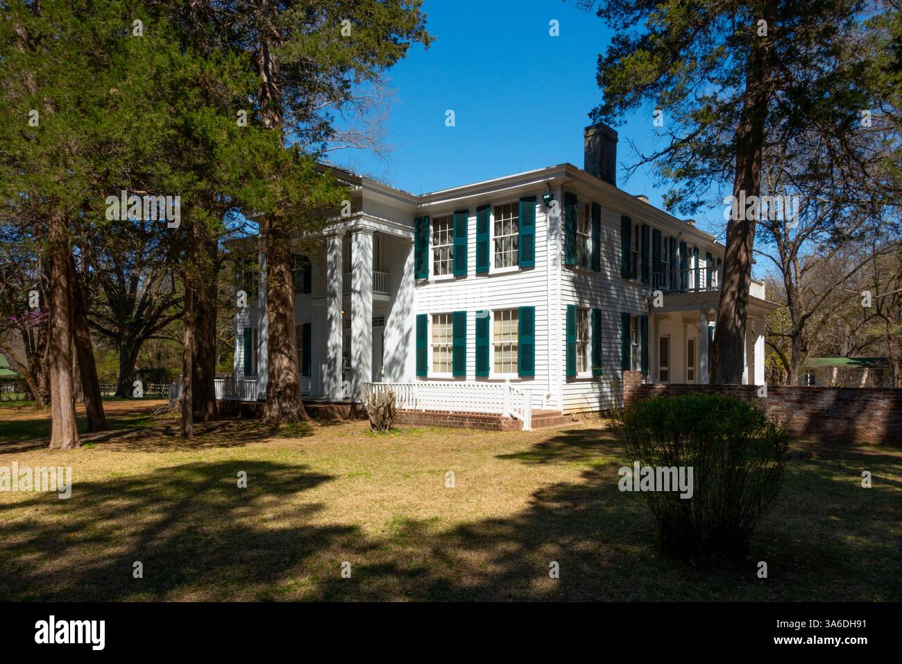 États-Unis Oxford Mississippi MS la maison de l'auteur américain William Faulkner - Rowan Oak extérieur Banque D'Images