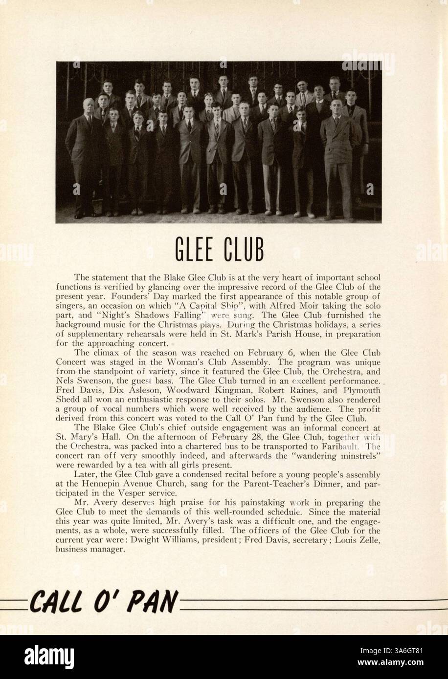 Cette édition 1942 de l'annuaire Call-O'-Pan de Blake présente des portraits d'étudiants, des informations sur les professeurs, des événements sportifs, des clubs scolaires et des événements majeurs de l'année scolaire 1941-1942. Banque D'Images