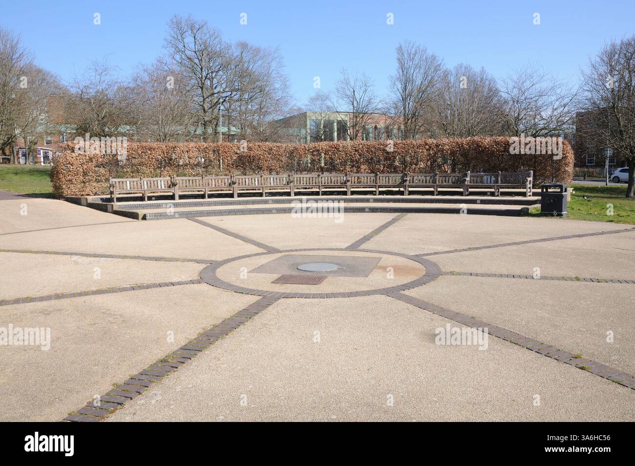 Jubilee Wall and Gardens, Campus, Welwyn Garden City, Hertfordshire Banque D'Images