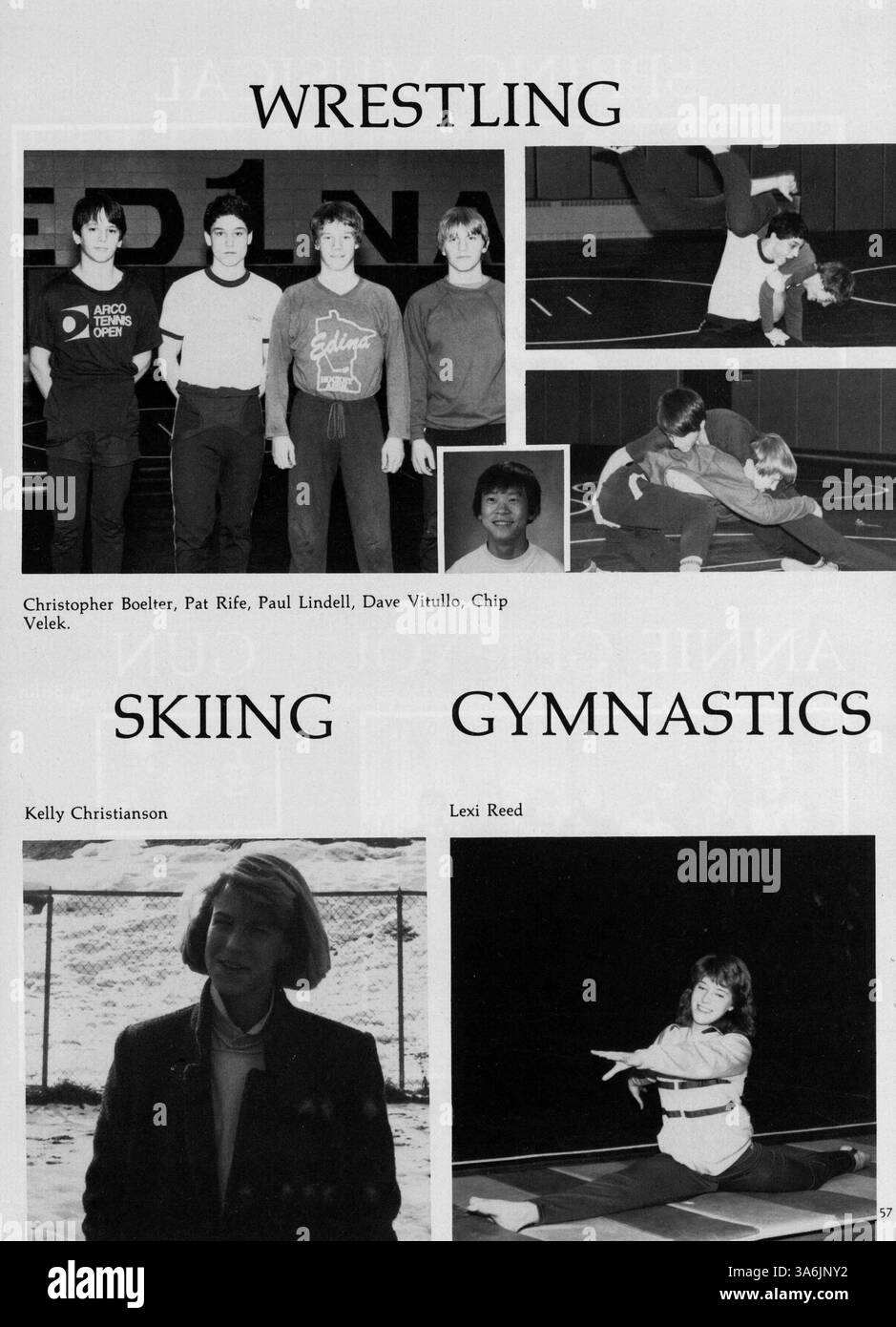 Cette 1984 South View Jr. High Yearbook fait la chronique des faits saillants scolaires et parascolaires de l'année scolaire 1983-1984. Il capture les événements clés impliquant des étudiants, des enseignants, des équipes sportives et des clubs, offrant un aperçu détaillé des réalisations et des activités de l’année. Banque D'Images
