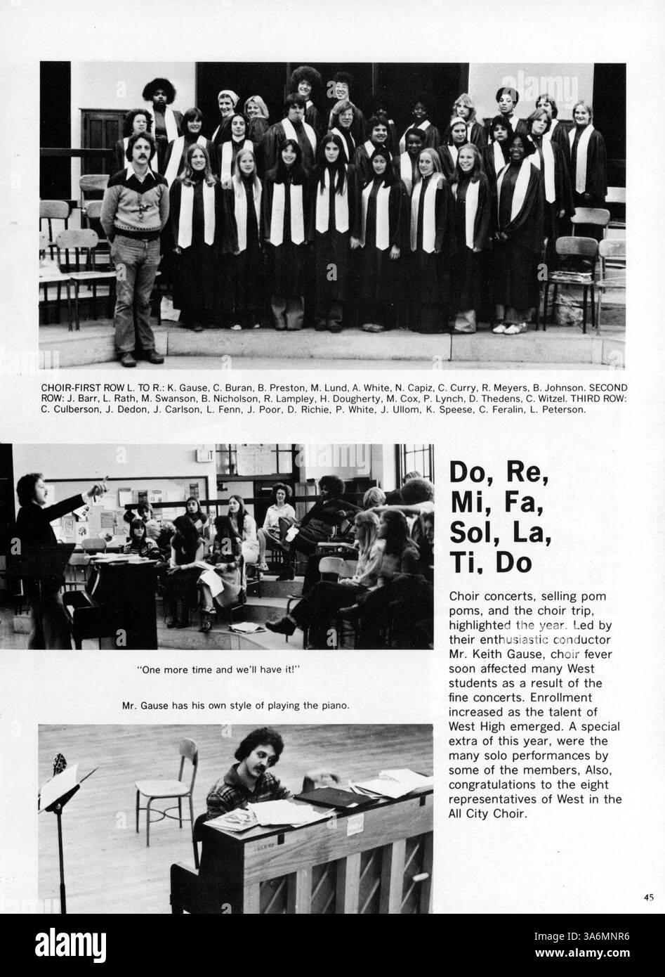 Le West High Hesperian Yearbook 1977 décrit les étapes académiques, sportives et parascolaires de l'année scolaire 1976-1977, mettant en évidence les réalisations des étudiants afro-américains et leur impact sur la communauté scolaire. Banque D'Images