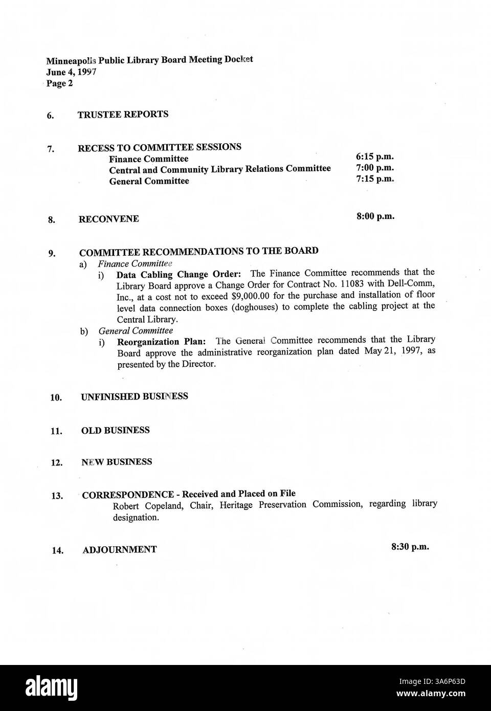 Les 1997 minutes du conseil d'administration de la Bibliothèque publique de Minneapolis comprennent des discussions sur les opérations de la bibliothèque, les allocations financières et les mises à jour sur les nouveaux programmes visant à améliorer l'accessibilité des bibliothèques et les services au public. Banque D'Images Les 1997 minutes du conseil d'administration de la Bibliothèque publique de Minneapolis comprennent des discussions sur les opérations de la bibliothèque, les allocations financières et les mises à jour sur les nouveaux programmes visant à améliorer l'accessibilité des bibliothèques et les services au public. Banque D'Images