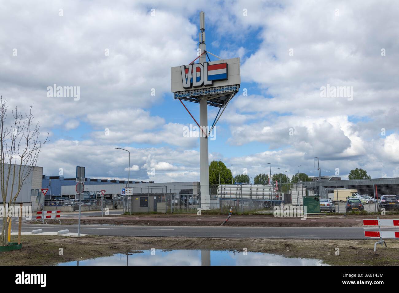 Signe logo VDL. Les sociétés VDL se répartissent en quatre divisions : sous-traitance, assemblage de voitures, bus et Co Banque D'Images