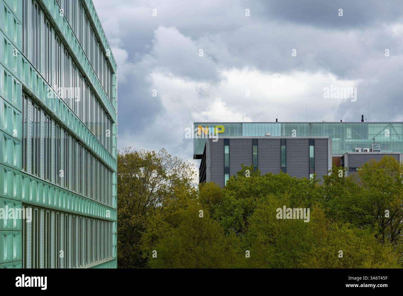 Logo NXP sur le bâtiment du campus High Tech Eindhoven. Banque D'Images