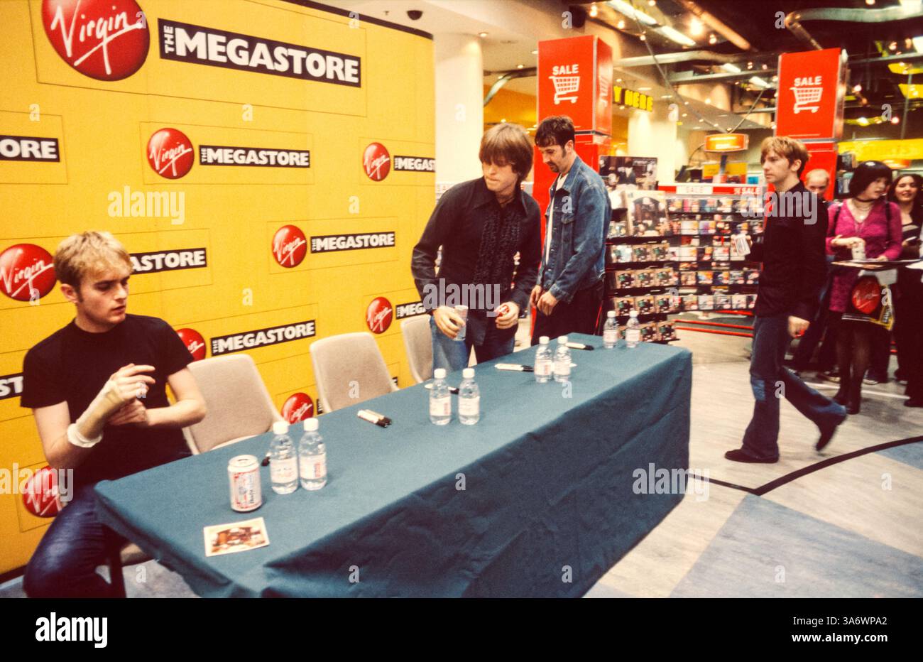 Mansun at Virgin Megastore septembre 1998, Oxford Street, Londres, Angleterre, Royaume-Uni. Banque D'Images