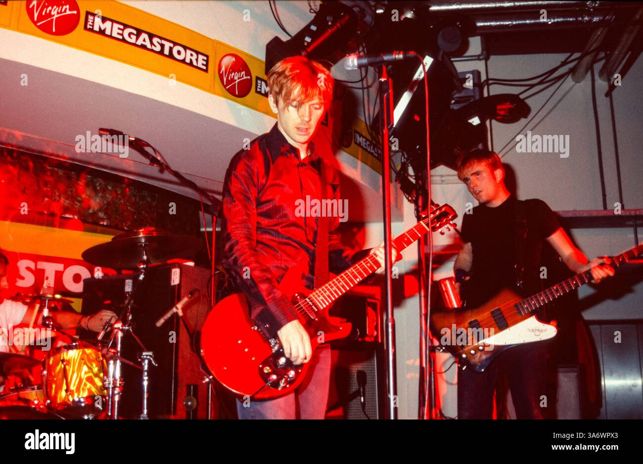 Mansun at Virgin Megastore septembre 1998, Oxford Street, Londres, Angleterre, Royaume-Uni. Banque D'Images