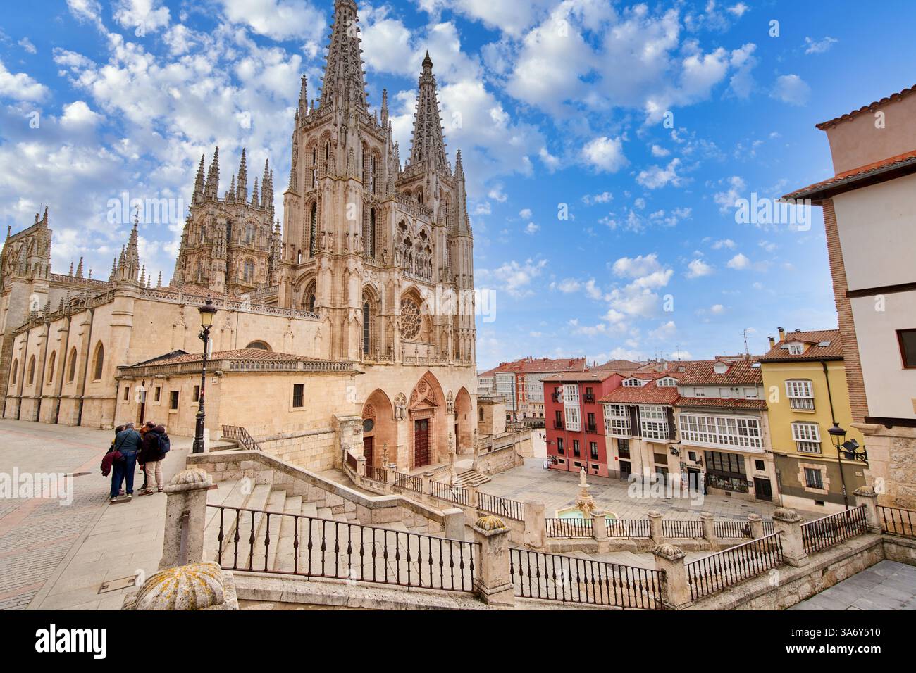 Façade et place de Santa María, Cathédrale de Santa María, gothique français, Burgos, Castille-et-León, Espagne, Europe Banque D'Images