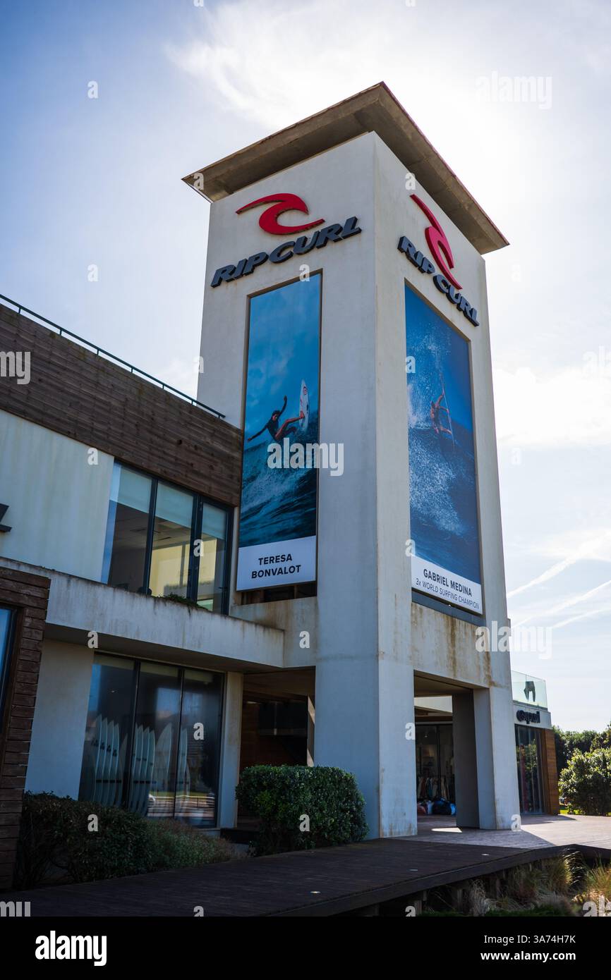 Extérieur du magasin Rip Curl à Peniche, Portugal Banque D'Images