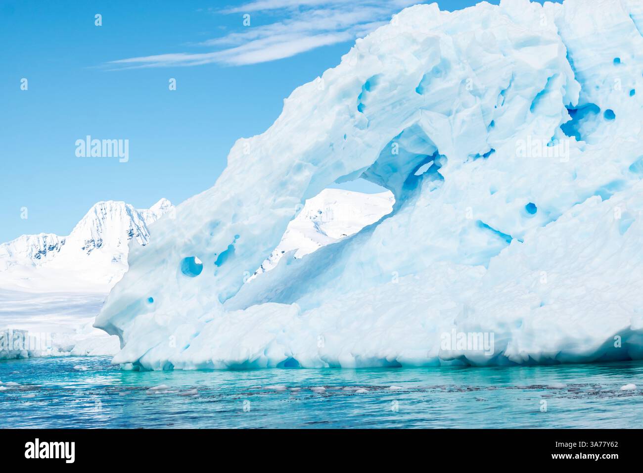Iceberg dans la baie de Hanusse, Antarctique. Gros plan. Banque D'Images