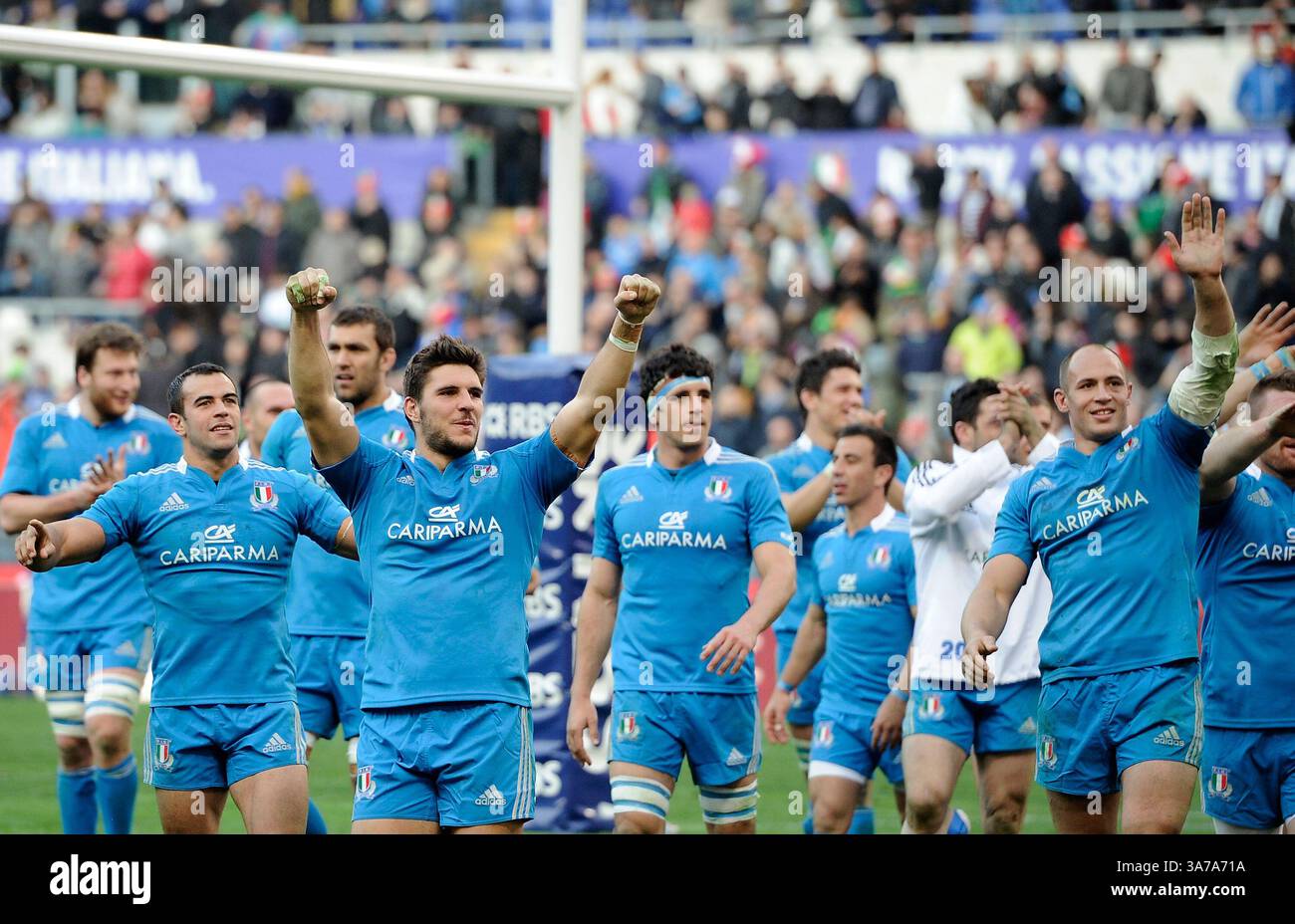 Mars 16, 2013 - Rome, Lazio, Italie - Rome, Italie - célébrations pour les Azzurri qui ont gagné lors de la course Italia vs Irlanda du championnat de rugby RBS SIX NATIONS joué à l'Olimpico à Rome. (Crédit image : © Gilberto Carbonari/ZUMAPRESS.com) Banque D'Images
