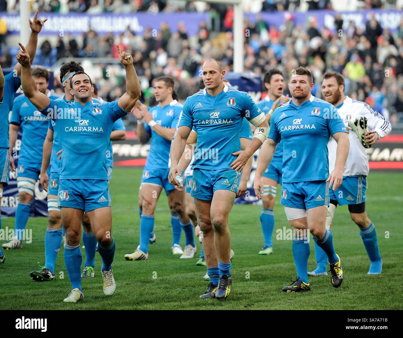Mars 16, 2013 - Rome, Lazio, Italie - Rome, Italie - célébrations pour les Azzurri qui ont gagné lors de la course Italia vs Irlanda du championnat de rugby RBS SIX NATIONS joué à l'Olimpico à Rome. (Crédit image : © Gilberto Carbonari/ZUMAPRESS.com) Banque D'Images