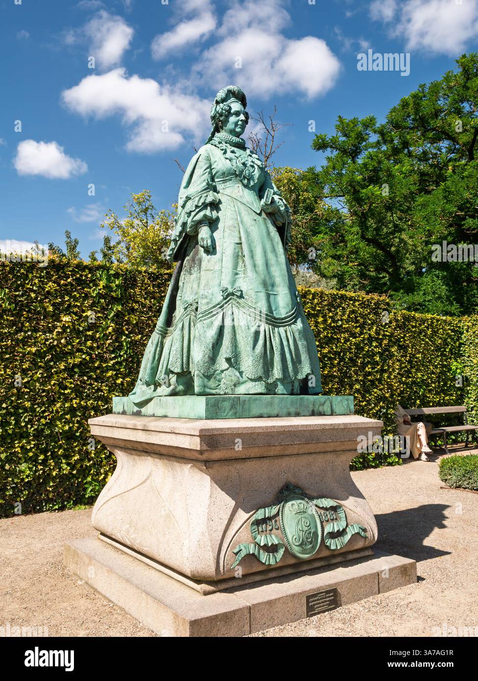 Statue de la reine Caroline Amélie dans le jardin du Roi, Kongens Have, du château de Rosenborg, Copenhague, Danemark Banque D'Images