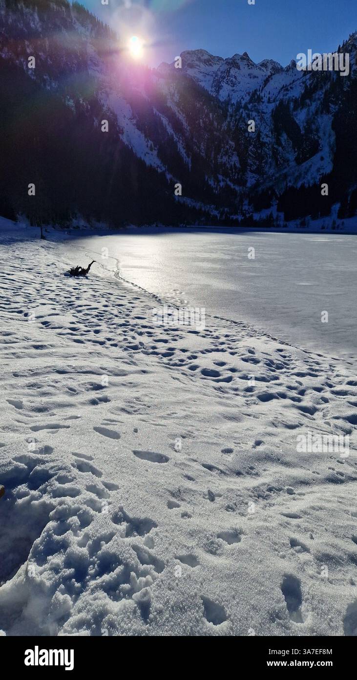 Marcher sur le lac - Image de stock capturée avec un smartphone