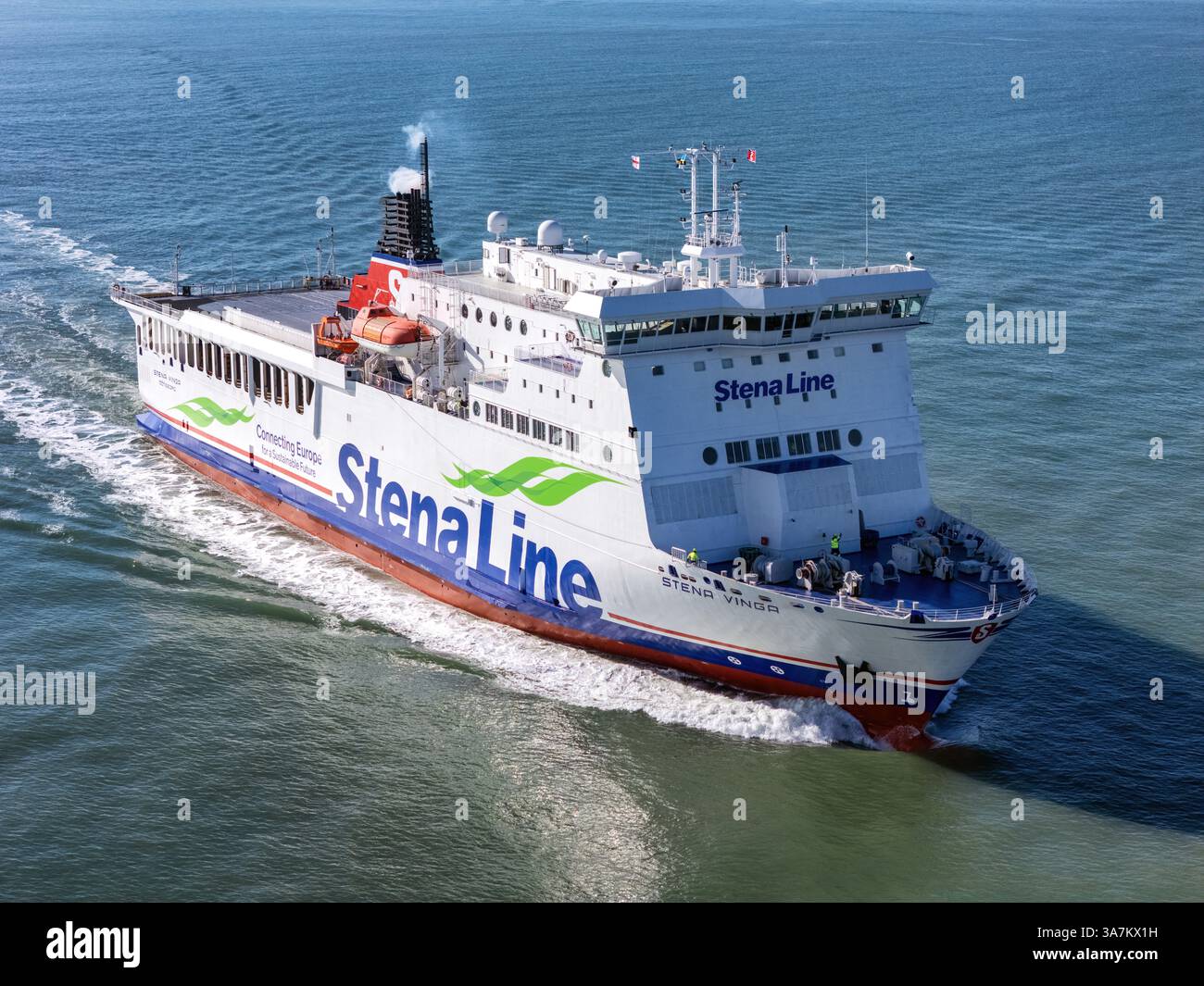 Stena Vinga, un ferry transmanche Stena Line affrété par DFDS pour assurer le service Portsmouth-Jersey - mars 2025. Banque D'Images