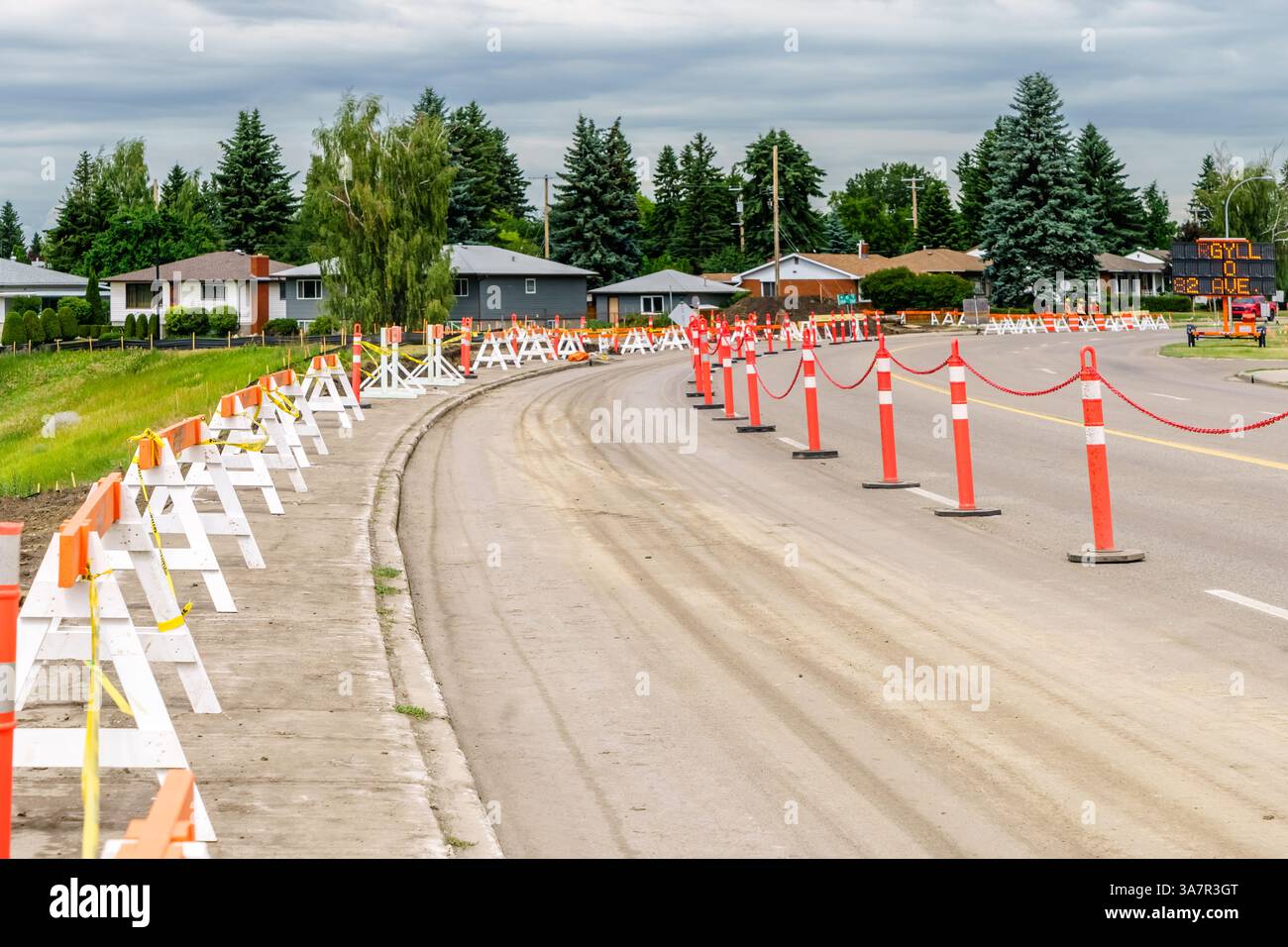 Construction de moyens de transport léger sur rail dans la barricade routière de la ville d'Edmonton Banque D'Images