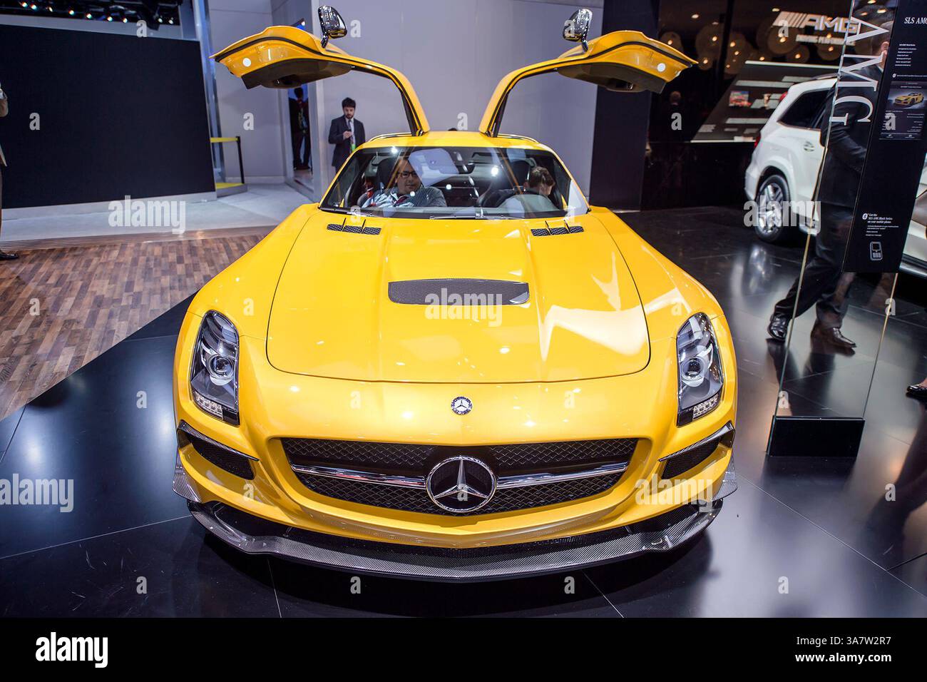14 janv. 2013 - Detroit, Michigan, États-Unis - Une vue d'ensemble de la Mercedes SLS AMG Black Series 2014 au salon international de l'auto de 2013 en Amérique du Nord. (Crédit image : © Jasen Vinlove/ZUMAPRESS.com) Banque D'Images