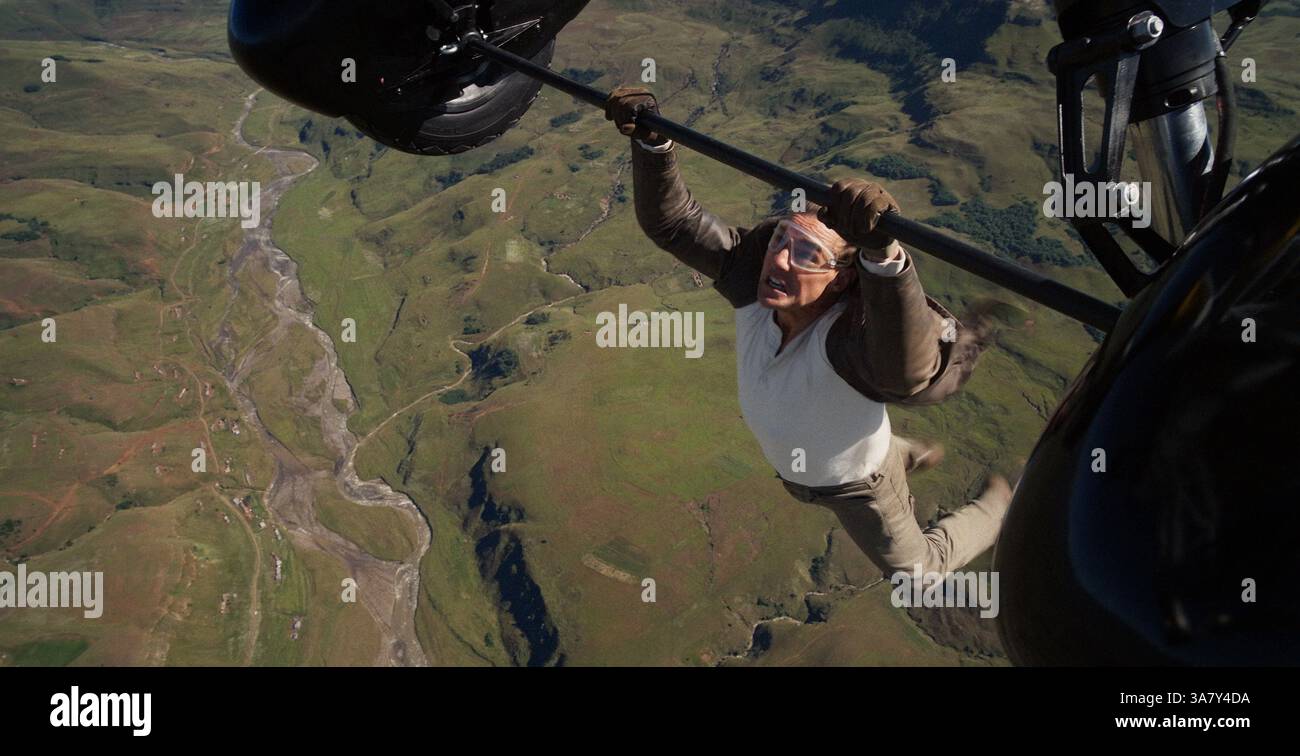DATE DE SORTIE : 23 mai 2025. TITRE : Mission : impossible : le calcul final. STUDIO : images primordiales. RÉALISATEUR : Christopher McQuarrie. INTRIGUE : la 8ème entrée dans la franchise Mission impossible de longue date. STARRING : TOM CROISIÈRE dans le rôle d'Ethan Hunt. (Crédit image : © Paramount Pictures/Entertainment Pictures/ZUMAPRESS.com) USAGE ÉDITORIAL UNIQUEMENT ! Non destiné à UN USAGE commercial ! Banque D'Images