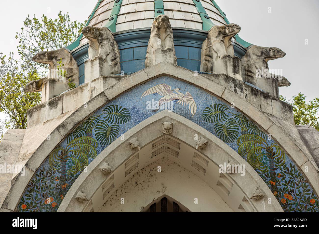 Budapest, Hongrie - 18 juin 2023 : entrée au zoo Banque D'Images