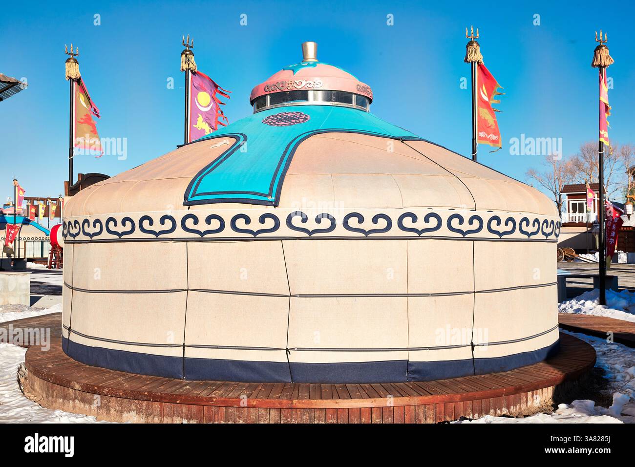 Yourte mongole traditionnelle en hiver Banque D'Images