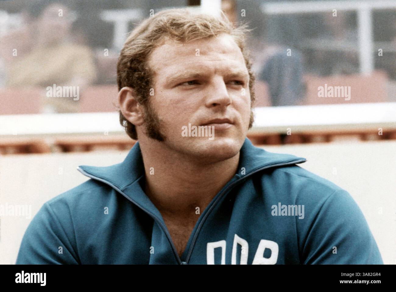 Nice, France - 05 août 1973 : Reinhard Theimer - *28.02.1948 à 03.09.2020 - lanceur de marteaux et olympien avec un record du monde de lancer de marteaux en 1974 après une compétition en 1973 à Nice - France. [traduction automatique] Banque D'Images