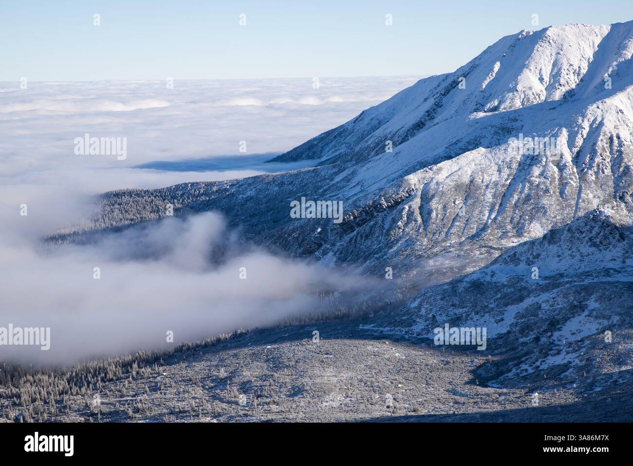 Kasprowy Wierch et ses environs en hiver, les montagnes des Tatras, Pologne Banque D'Images